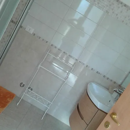 Oda ve Kahvaltı Lasso Felice *