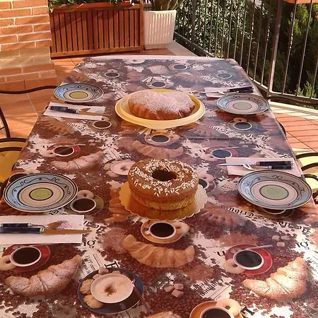 Lasso Felice Oda ve Kahvaltı