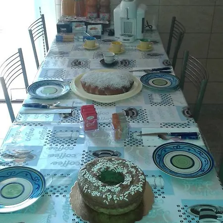 Lasso Felice Oda ve Kahvaltı *