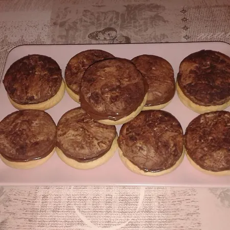 Oda ve Kahvaltı Lasso Felice Centobuchi